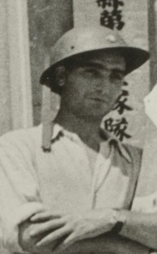 War photographer Robert Capa during the Chinese-Japanese war, RP-F-2012-140 (cropped)