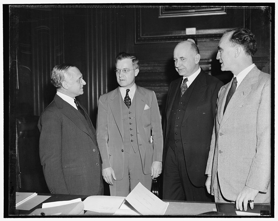 As special presidential committee began public hearings on possible civil service reforms. Washington, D.C., Nov. 1. Rep. Robert Ramspeck, chairman of the House Civil Service Commi