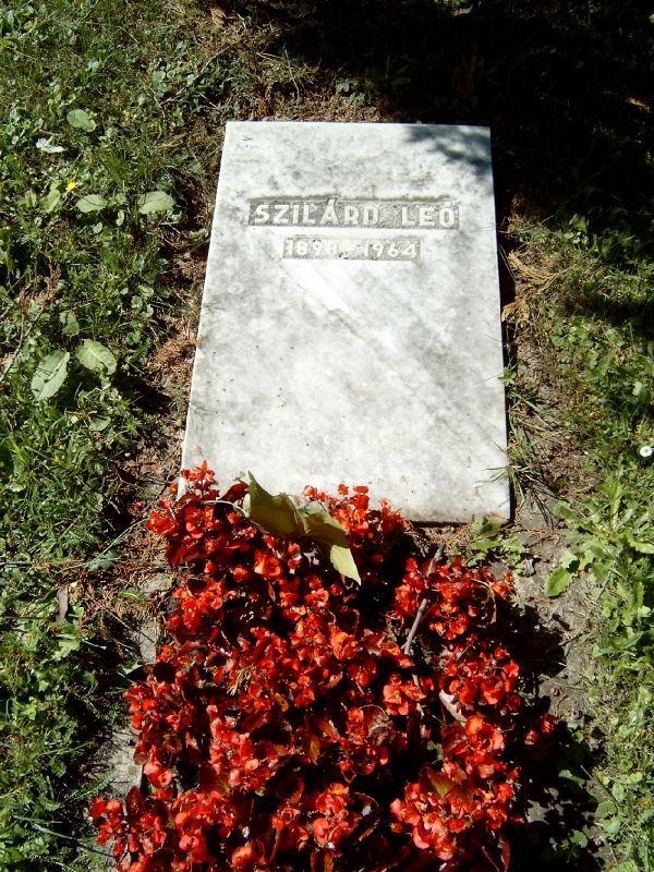 Szilárd Leó sírja