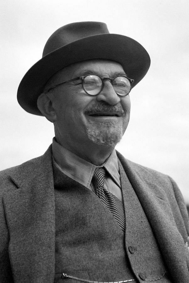 Flickr - Government Press Office (GPO) - President Chaim Weizmann (retouched)